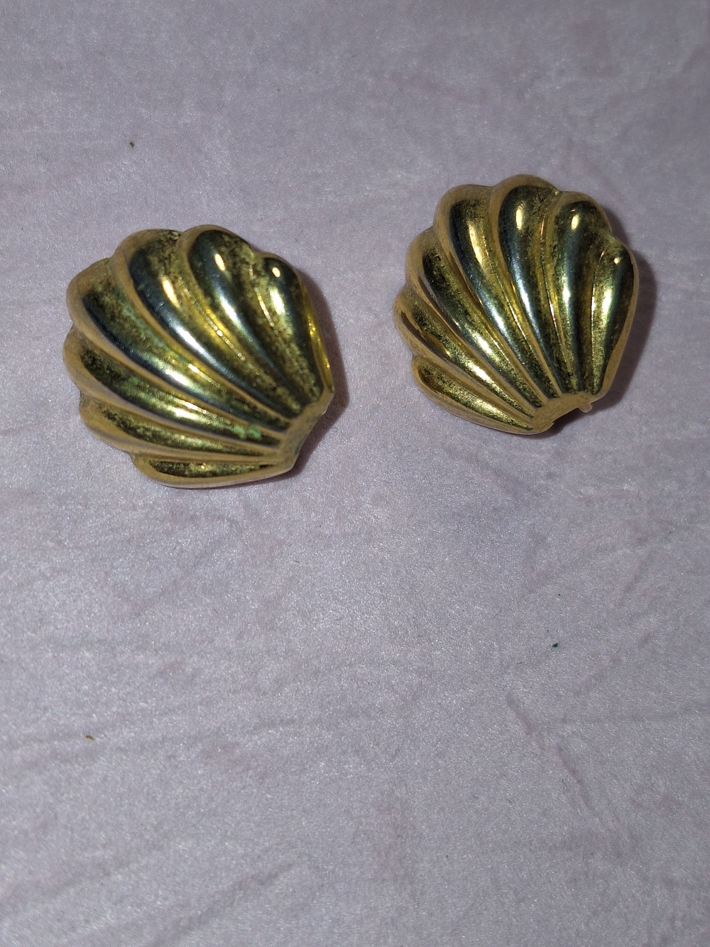 Vintage Napier Gold Tone Shell-Shaped Clip Earrings